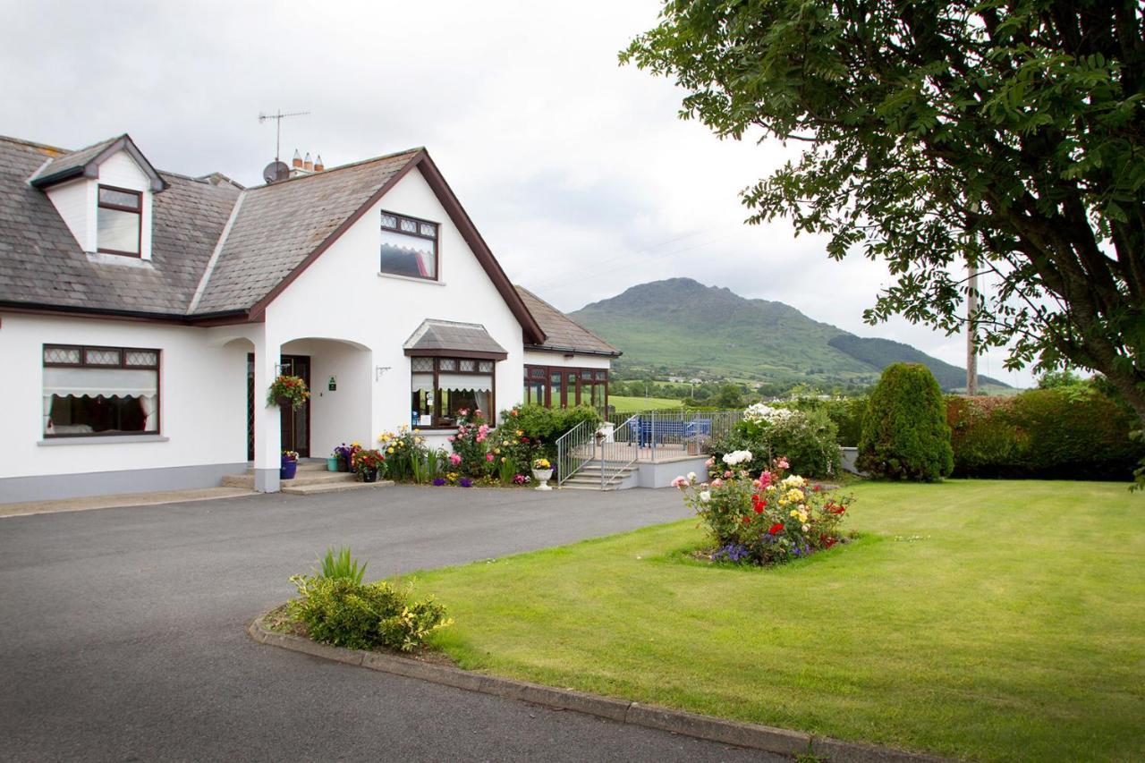 Mourneview B & B คาร์ลิงฟอร์ด ภายนอก รูปภาพ