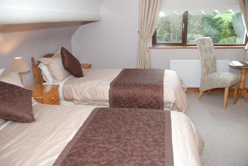 Mourneview B & B คาร์ลิงฟอร์ด ภายนอก รูปภาพ